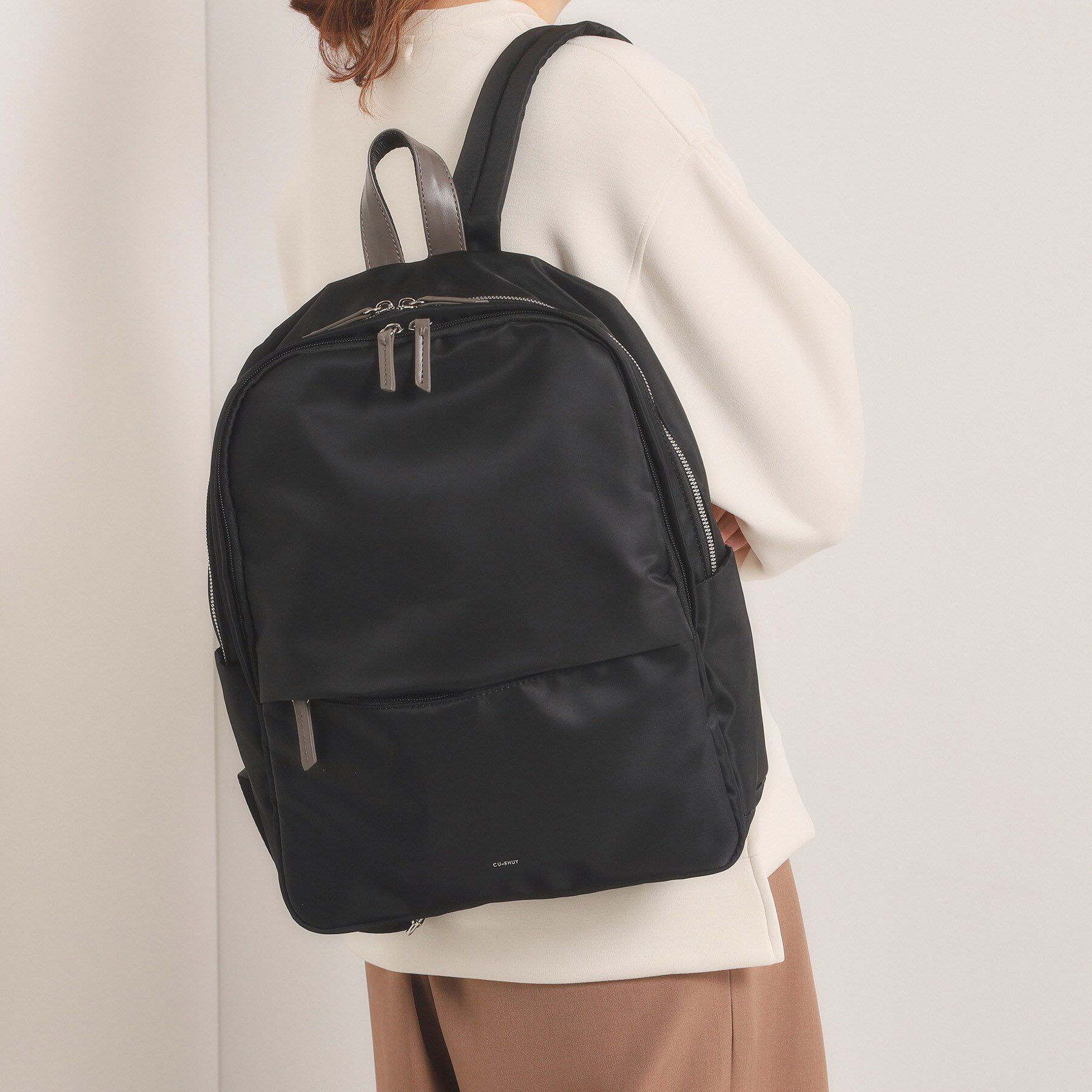 ITS&rsquo;DEMO「【収納アドバイザー監修】合皮コンビリュック」|リュック|ブラック(019)