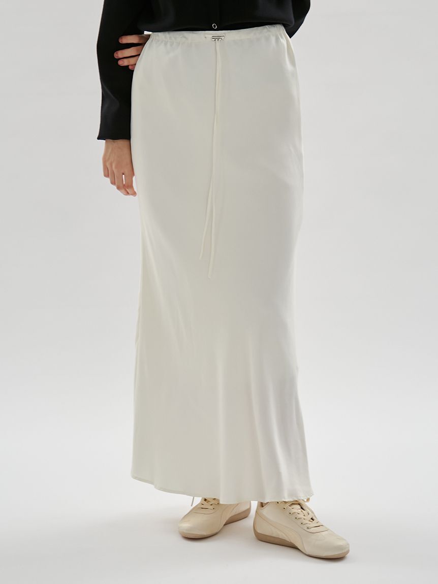 emmi atelier「サテンナロースカート【セットアップ対応】」|スカート|