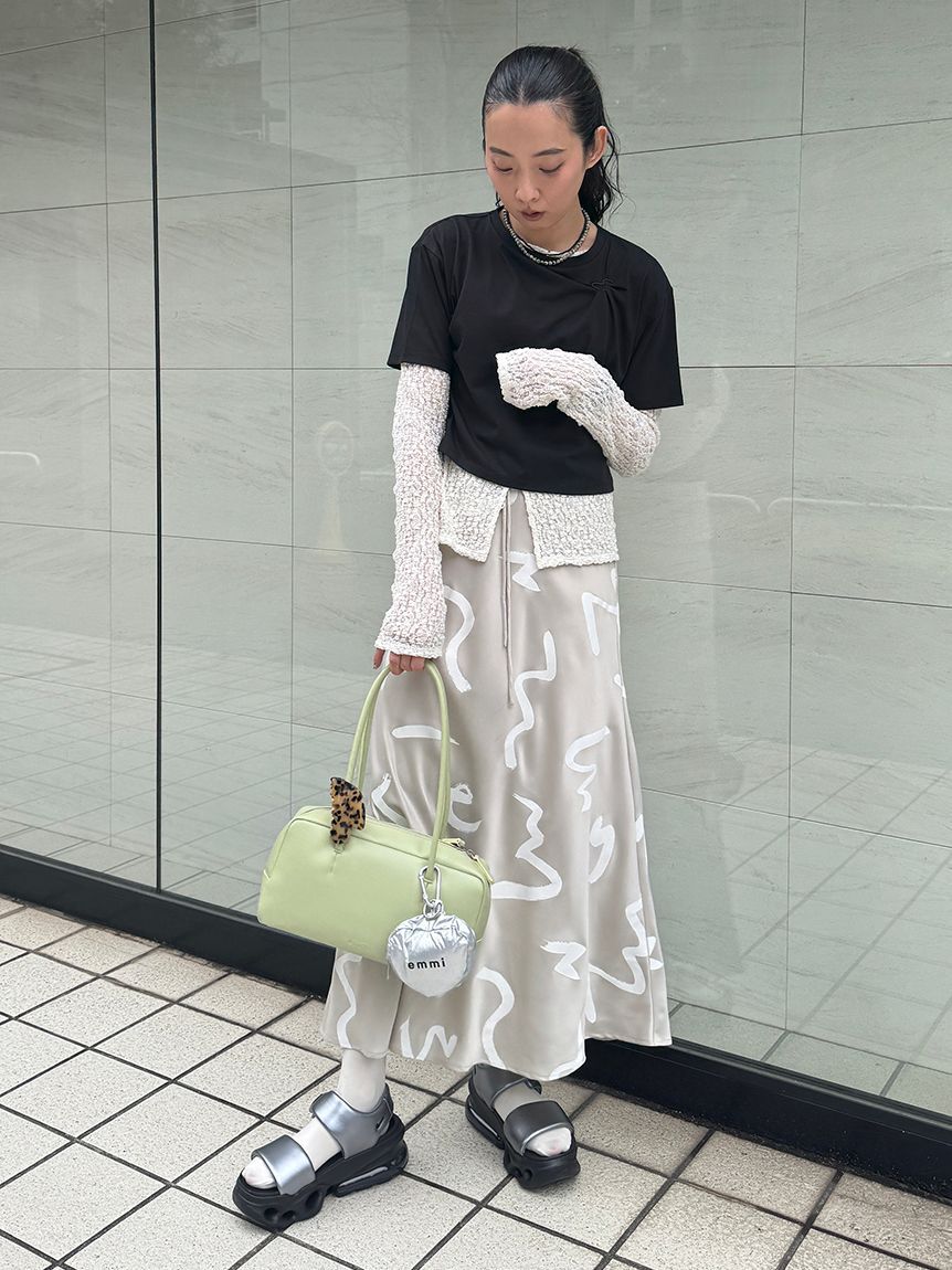 emmi atelier「サテンナロースカート【セットアップ対応】」|スカート|