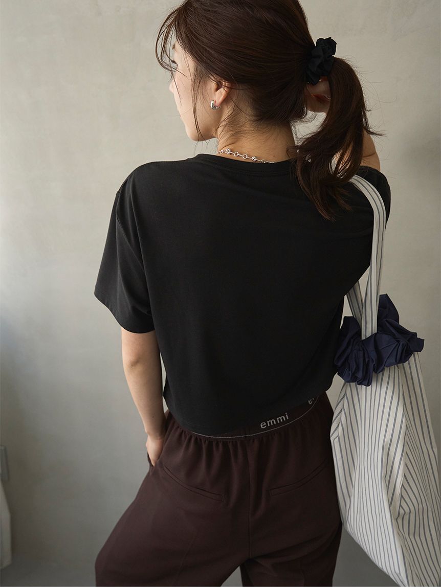 emmi atelier「【ONLINE限定カラーあり】シュシュ付きemmiロゴトートバッグ」|トートバッグ|