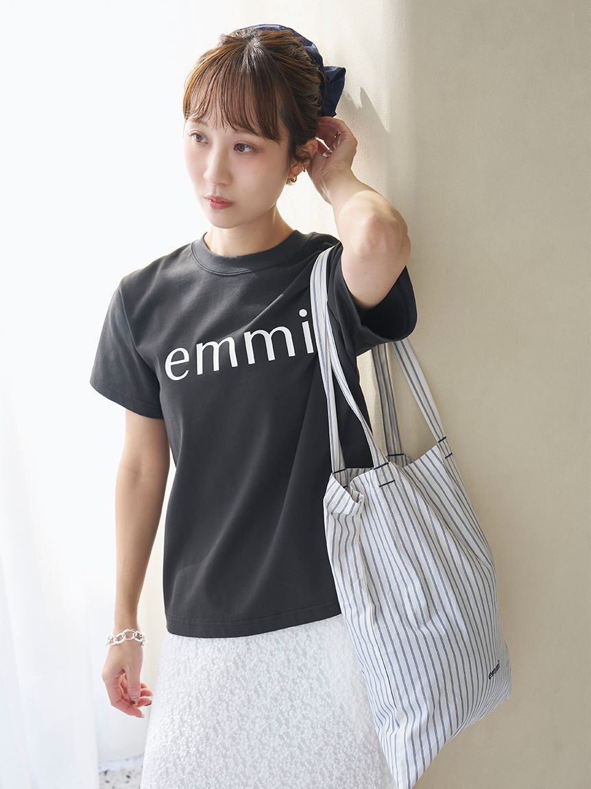 emmi atelier「【ONLINE限定カラーあり】シュシュ付きemmiロゴトートバッグ」|トートバッグ|