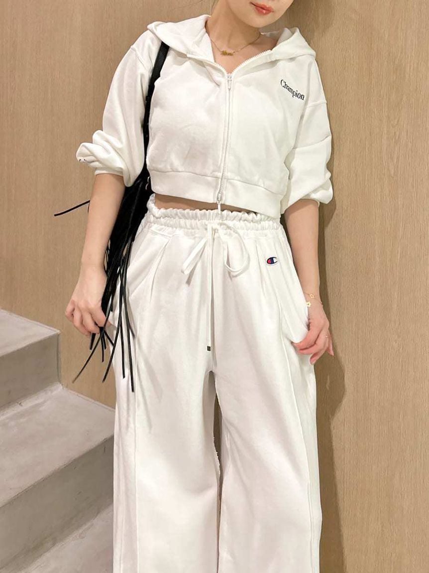 FRAY I.D「【FRAY I.D｜Champion】リバースウィーブタックワイドパンツ」|チノ|