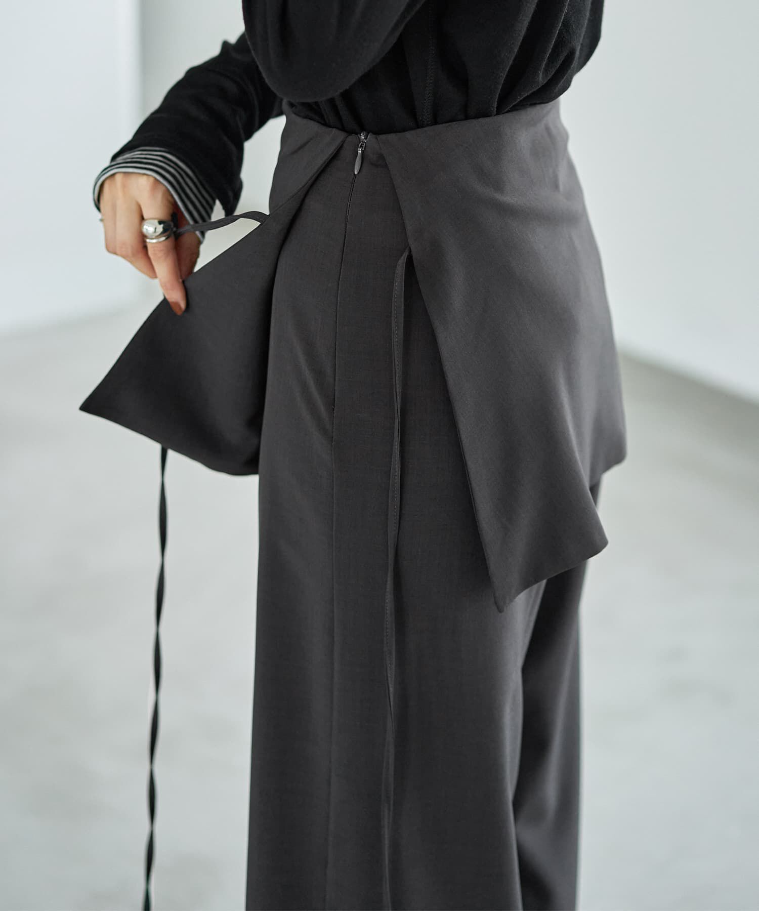 STYLE DELI「薄手でサラサラな腰周りラップワイドパンツ」|その他|