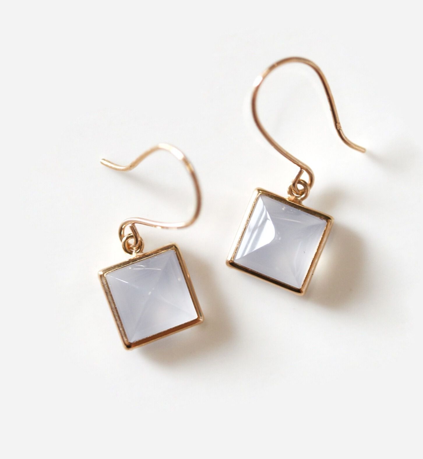  「カラーストーン スクエア フック ピアス | K10YG」|ピアス|