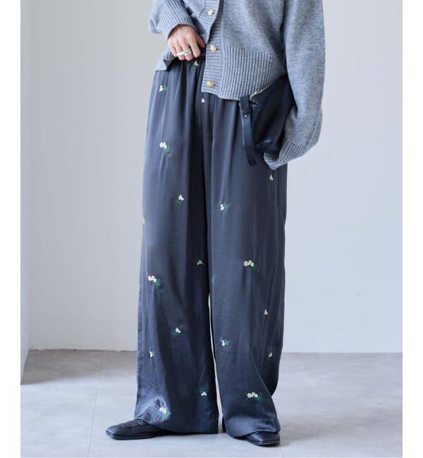 OUTDOOR PRODUCTS Usual Things「フラワーエンブロイダリーサテンイージーパンツ」|スラックス|