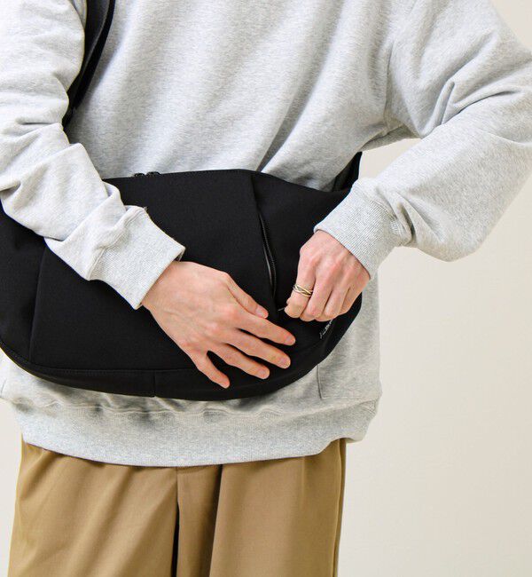 GLOSTER「【Un coeur/アンクール】CROISSANT SHOULDER」|ショルダー・メッセンジャー|