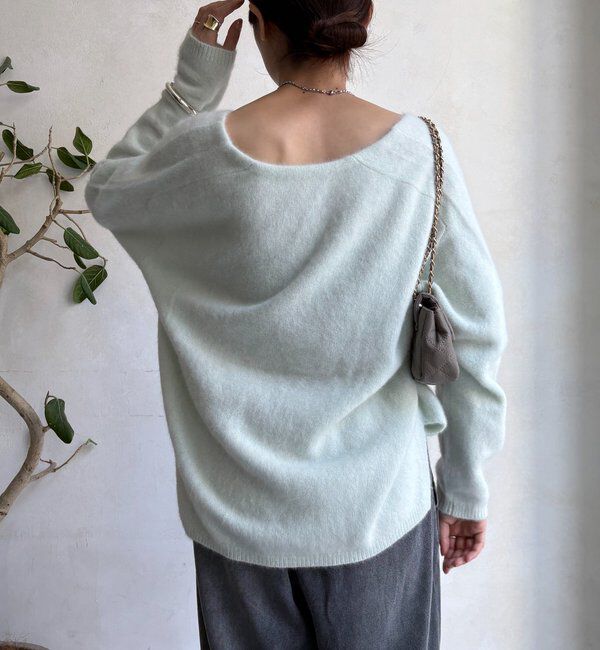  「ファーウール深Vプルオーバー」|ニット・セーター|