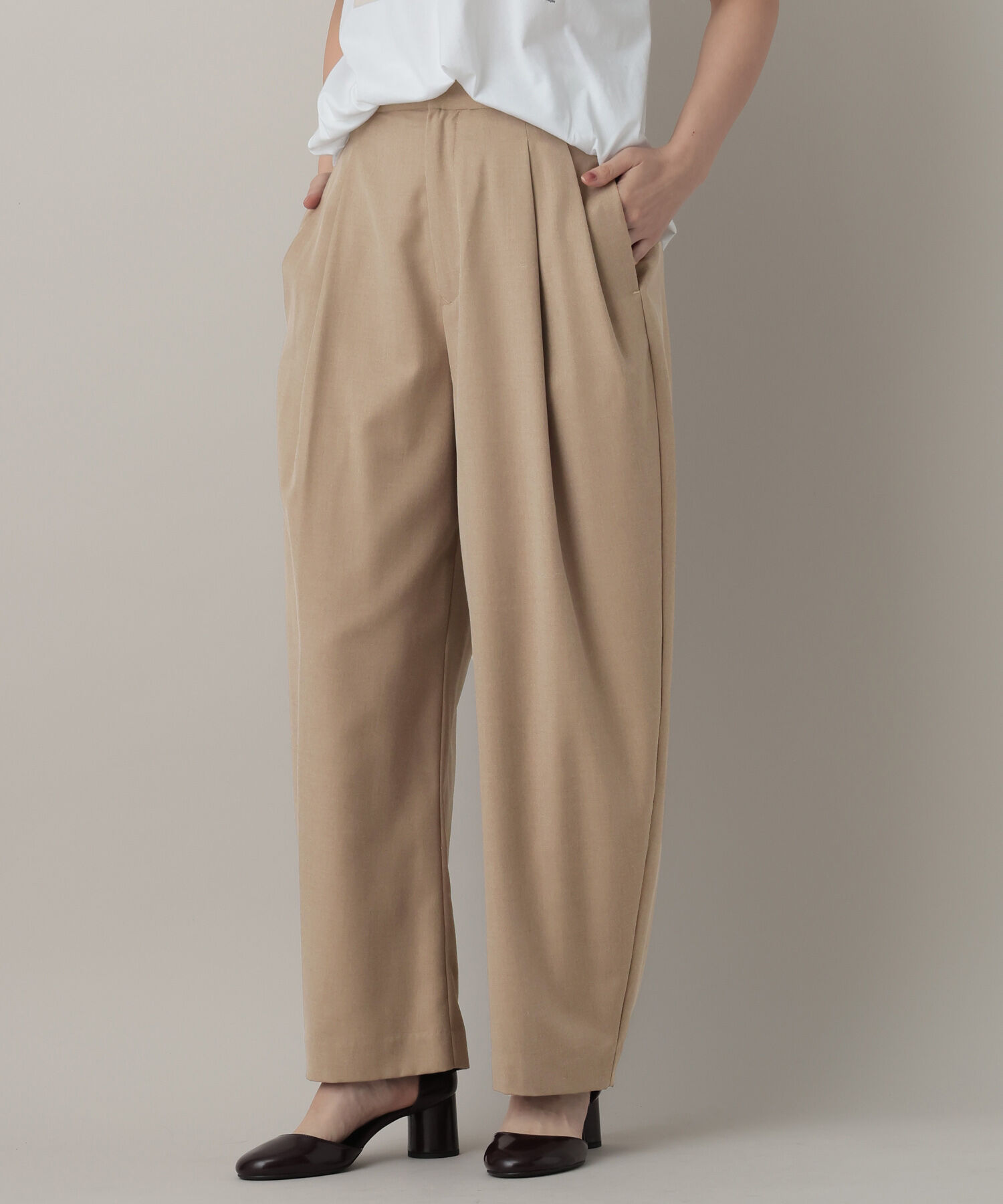 A part by 「カーブスラックスパンツ」|スラックス|ベージュ