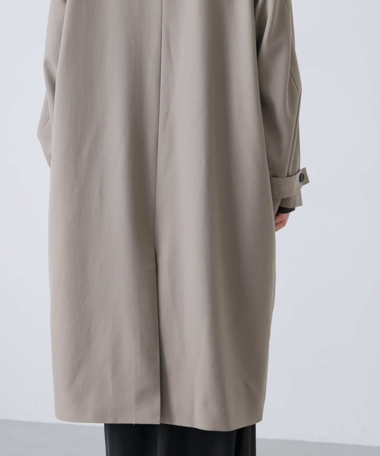 かぐれ「ウーステッドウールコート」|ノーカラーコート|