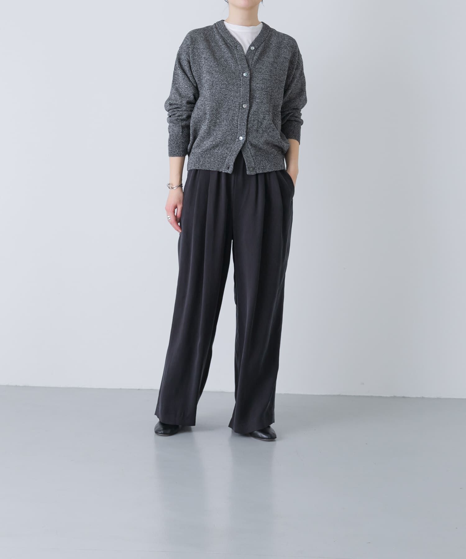 かぐれ「ドライコットンVネックカーディガン」|ニット・セーター|