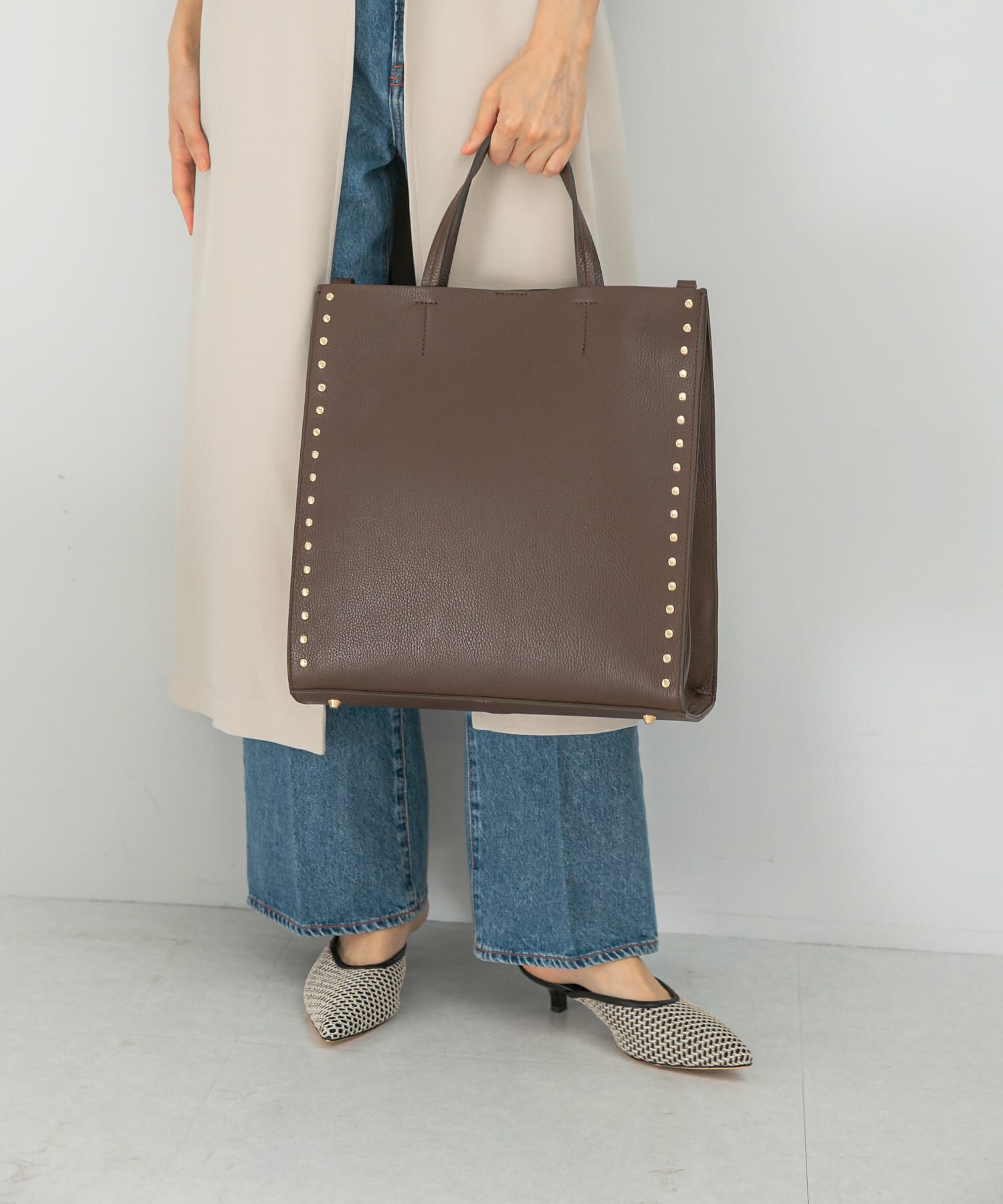 URBAN RESEARCH ROSSO「AULENTTI　スタッズスクエアバッグ」|ハンドバッグ|