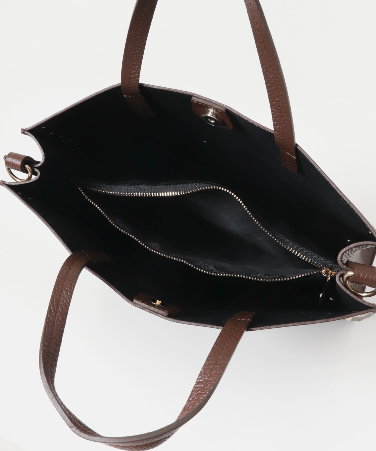 URBAN RESEARCH ROSSO「AULENTTI　スタッズスクエアバッグ」|ハンドバッグ|