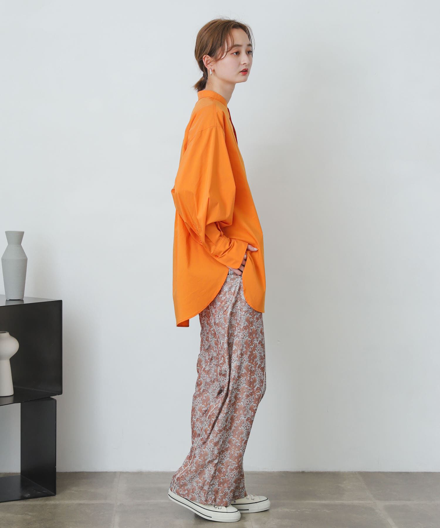 SENSE OF PLACE by URBAN RESEARCH「アートフラワーパイピングパンツ」|その他|