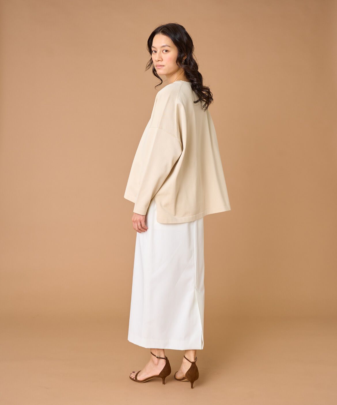 INED「オーバーサイズクルーネックニット」|ニット・セーター|