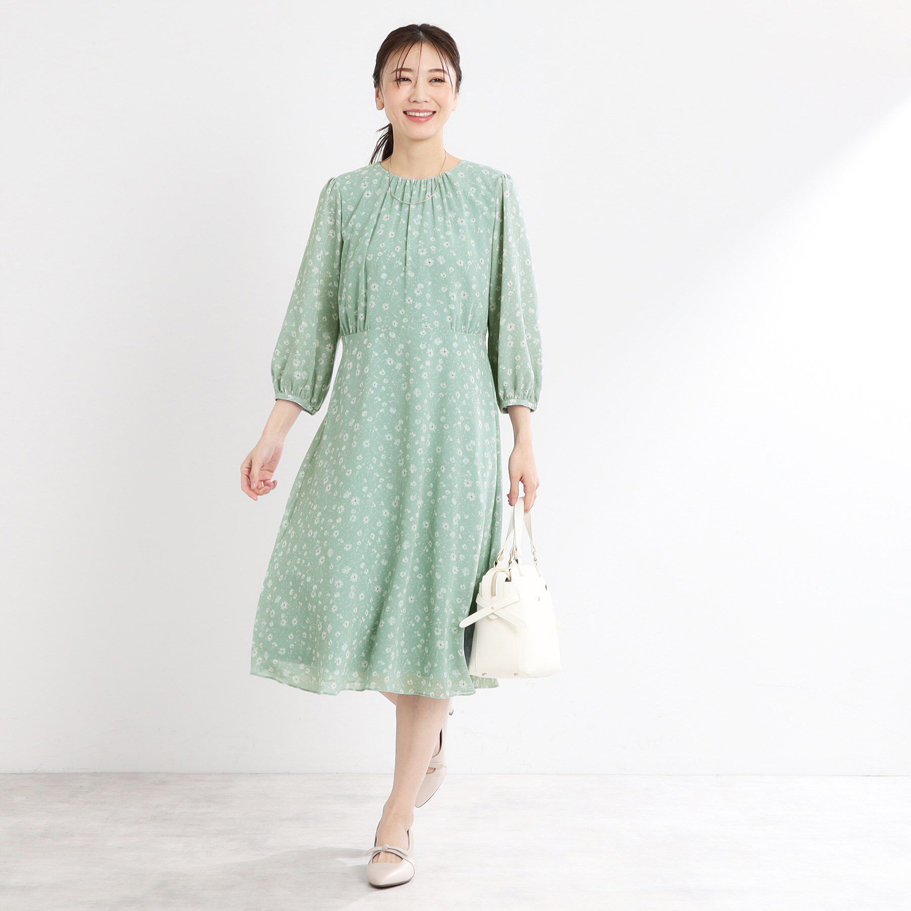 Reflect「【マシンウォッシュ可】フラワープリントワンピース」|ワンピース|