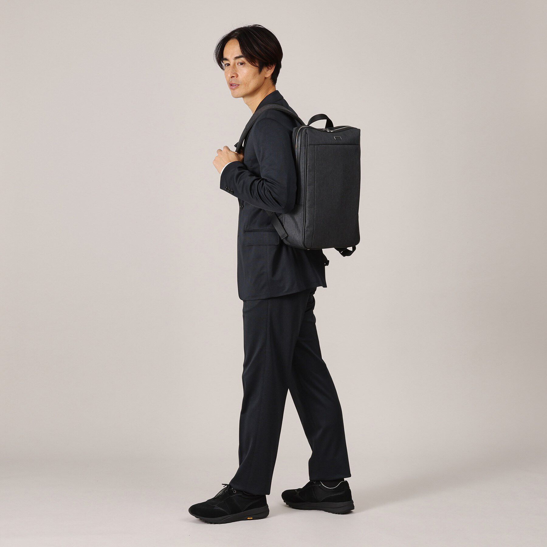 TAKEO KIKUCHI「ヘアラインスリム リュック」|リュック|