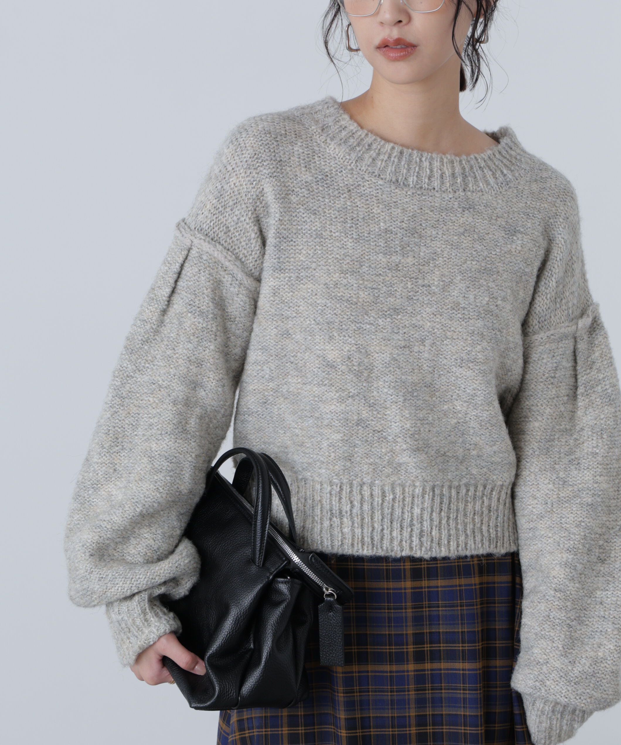  「バックリボンショート丈ニット」|ニット・セーター|