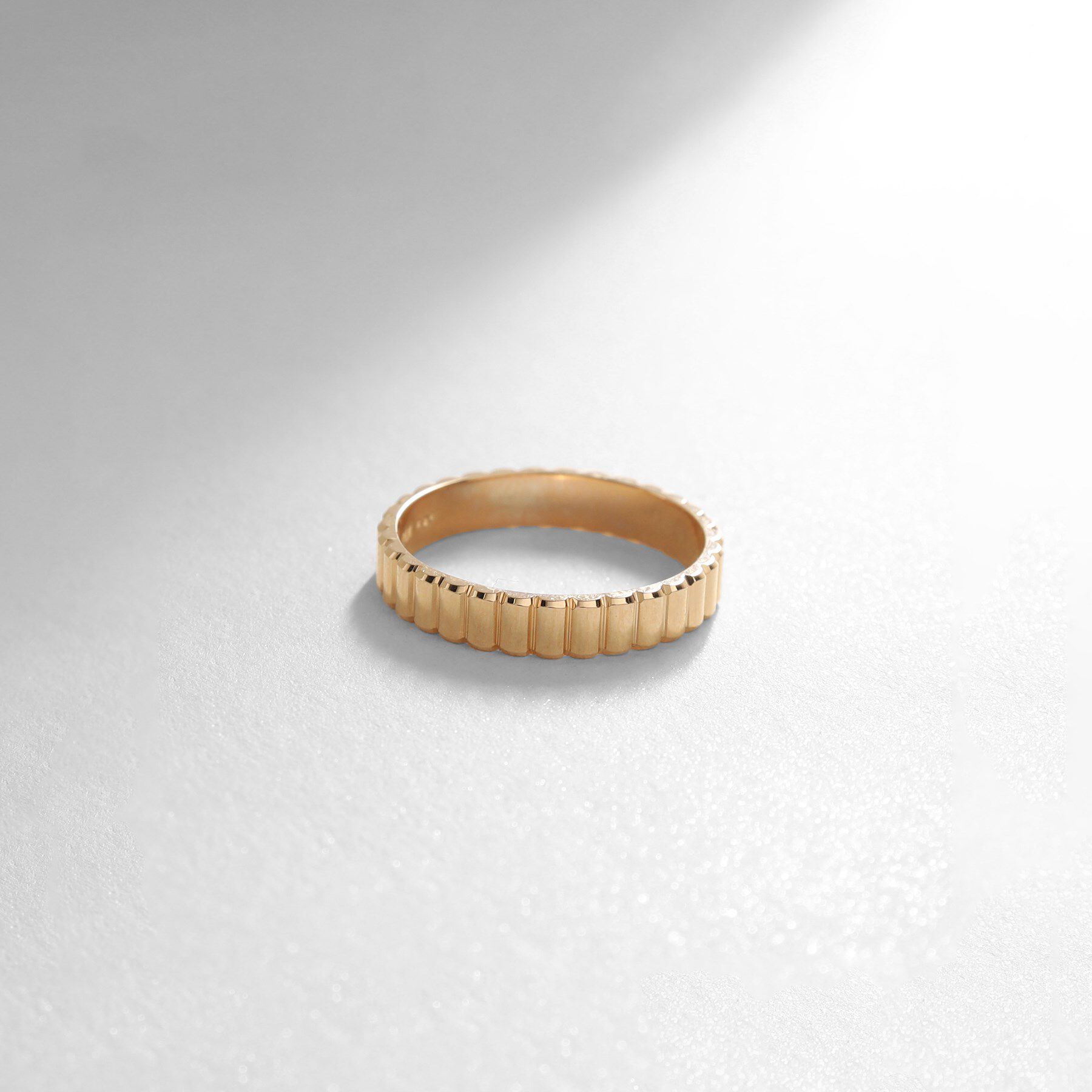 COCOSHNIK「K10ガドルーンカット リング中」|リング|