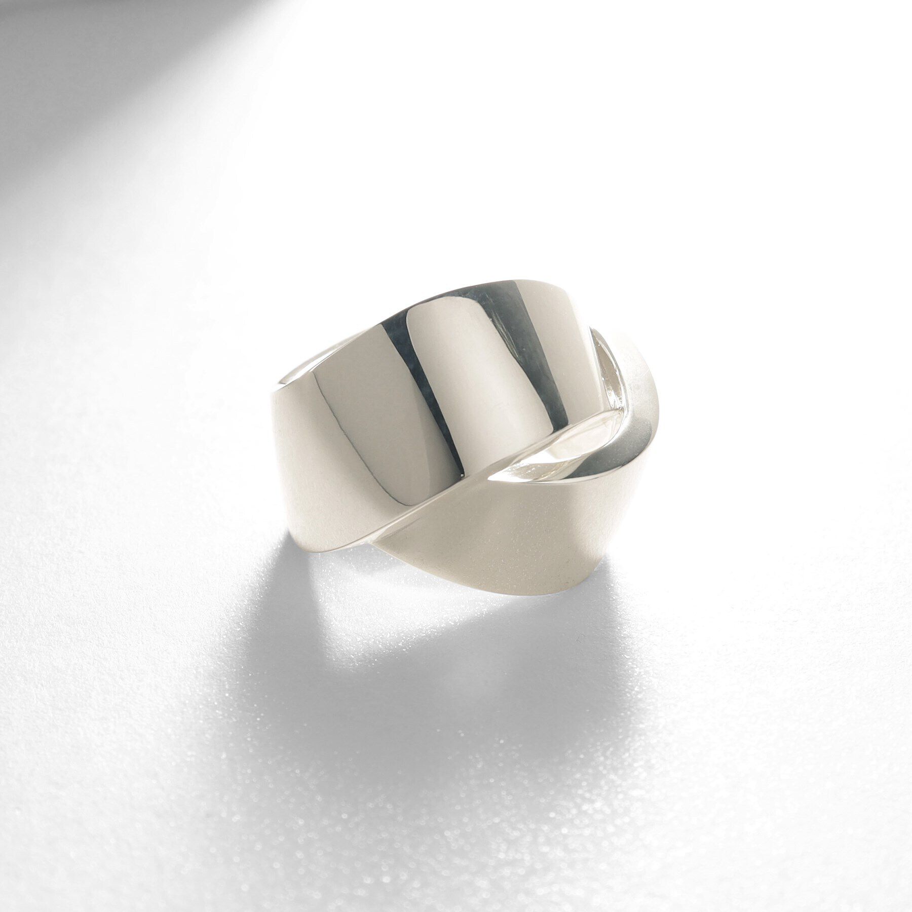 COCOSHNIK ONKITSCH「シルバー フォールディングリング オーバーラップ リング」|リング|