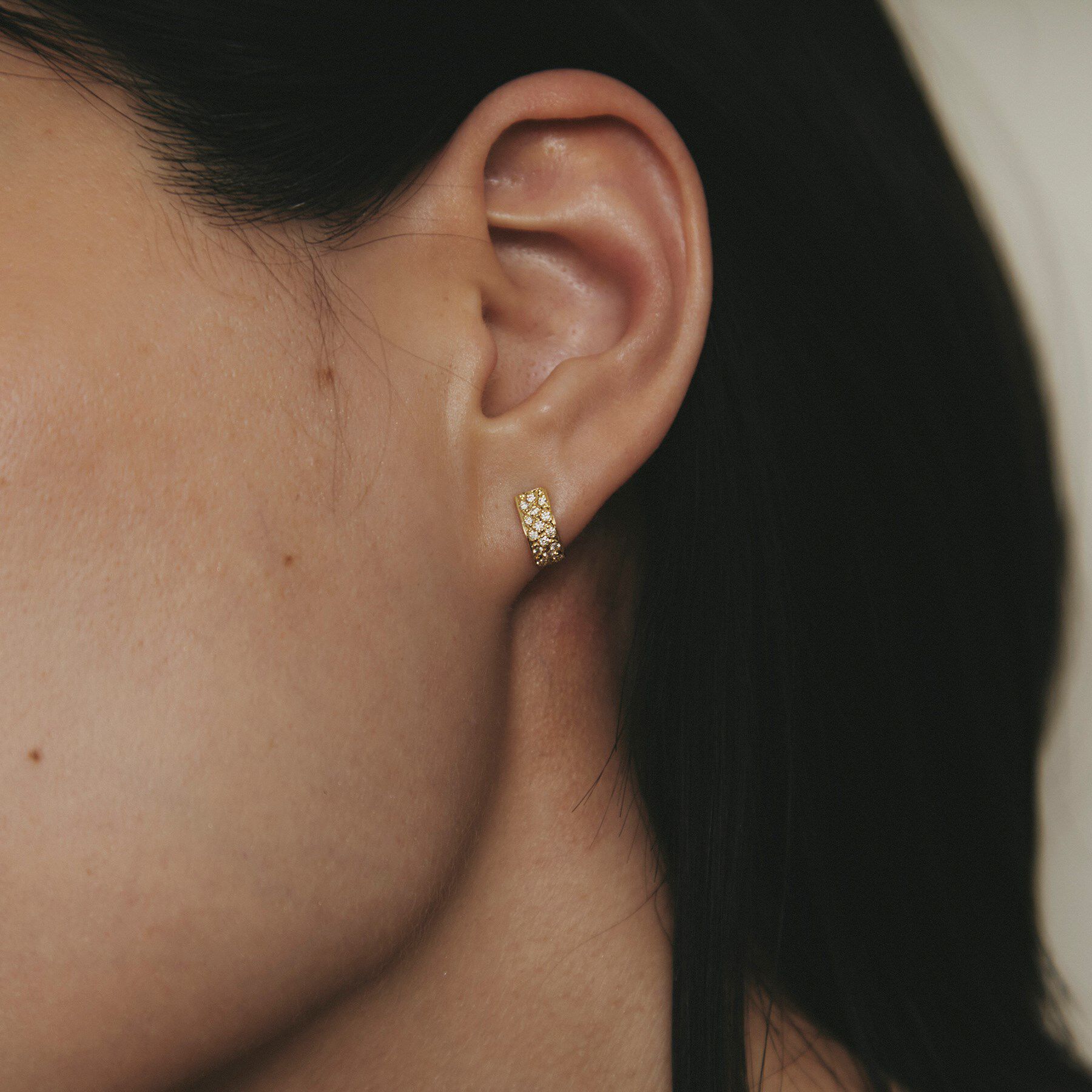 COCOSHNIK「K18ダイヤモンド スクエアカーブライン スタッドピアス」|ピアス|