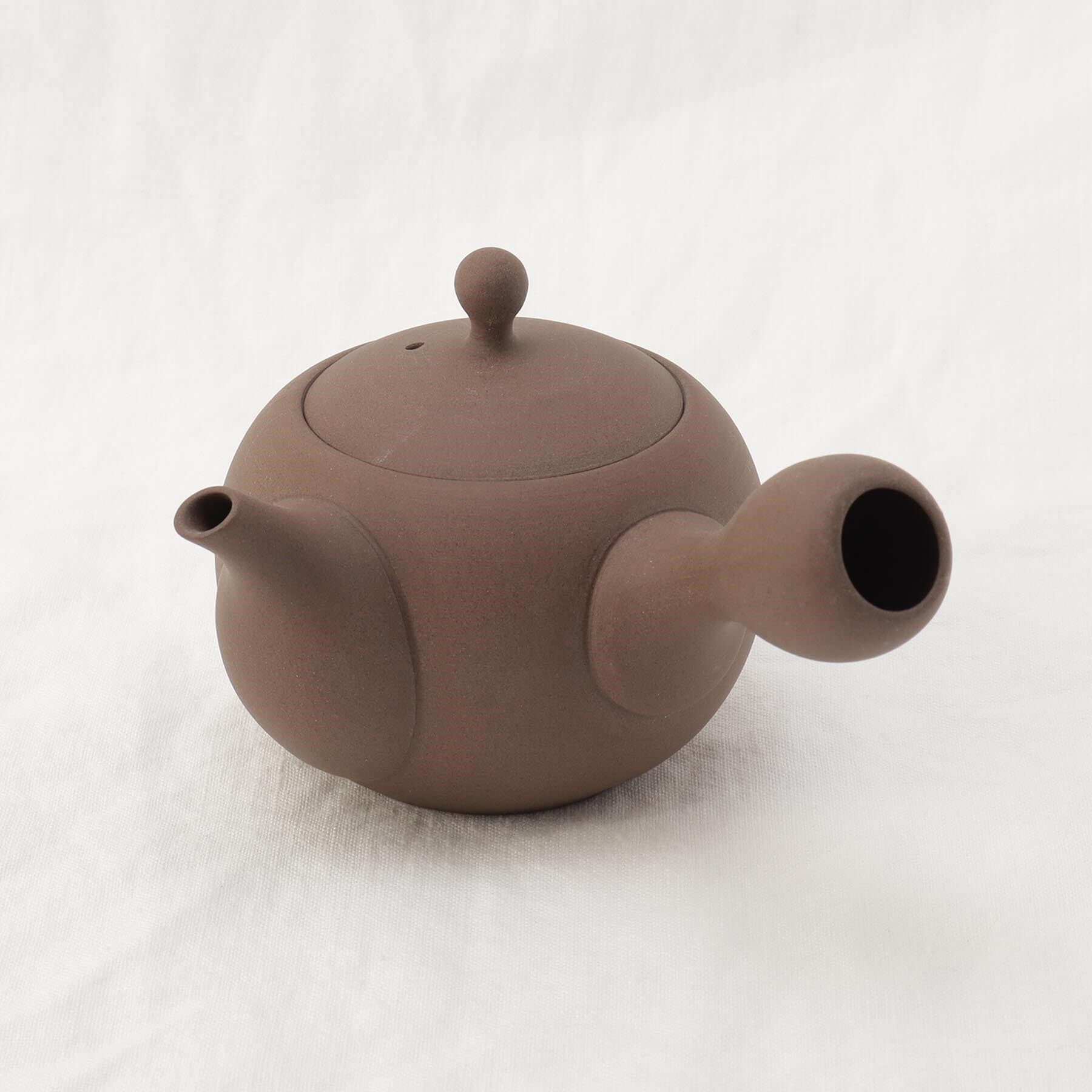 212 KITCHEN STORE「tokoname 丸型急須 焼締め ＜63 ロクサン＞」|食器・キッチングッズ|その他