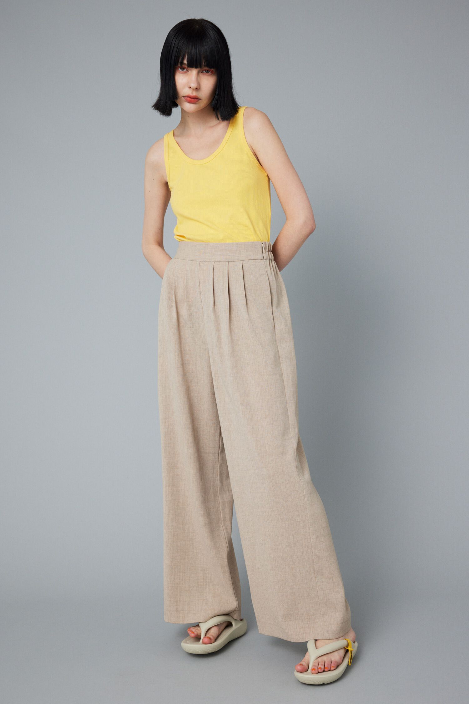 HeRIN.CYE「Tuck pants」|その他|BEG