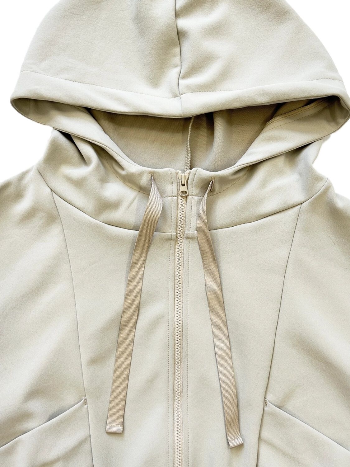 ALBOVE「ダンボールニットクロップド丈パーカー」|パーカー|