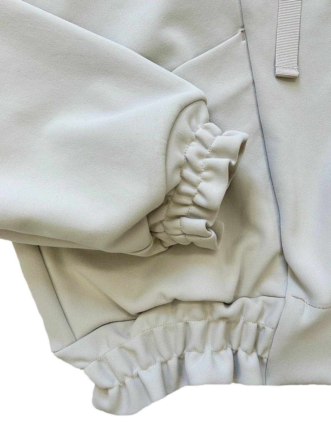 ALBOVE「ダンボールニットクロップド丈パーカー」|パーカー|