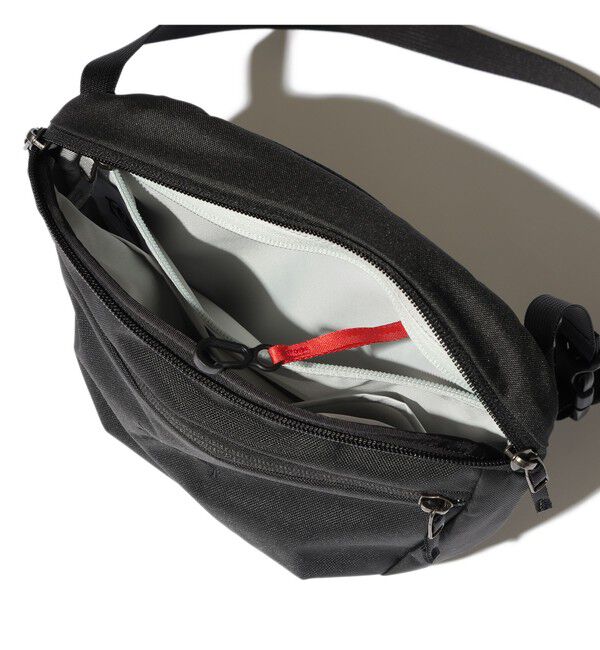 BEAMS「ARC&rsquo;TERYX / MANTIS 2 Waist Pack」|ショルダー・メッセンジャー|