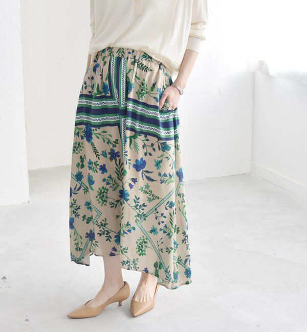 quaranciel「quaranciel: SPRINTEX フラワーパネル柄 スカーフ フレア スカート」|スカート|