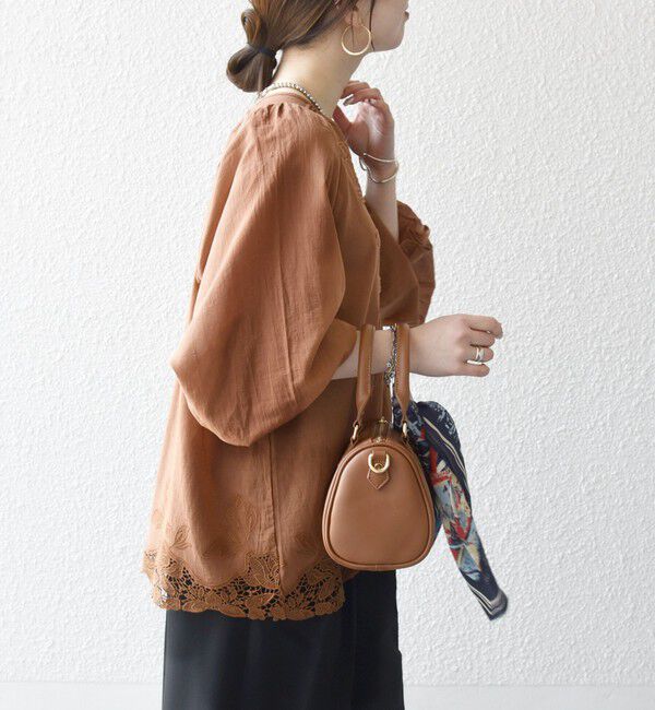 SHIPS any「SHIPS any:〈手洗い可能〉コットン レース ヘム キーネック ギャザー ブラウス」|シャツ・ブラウス|