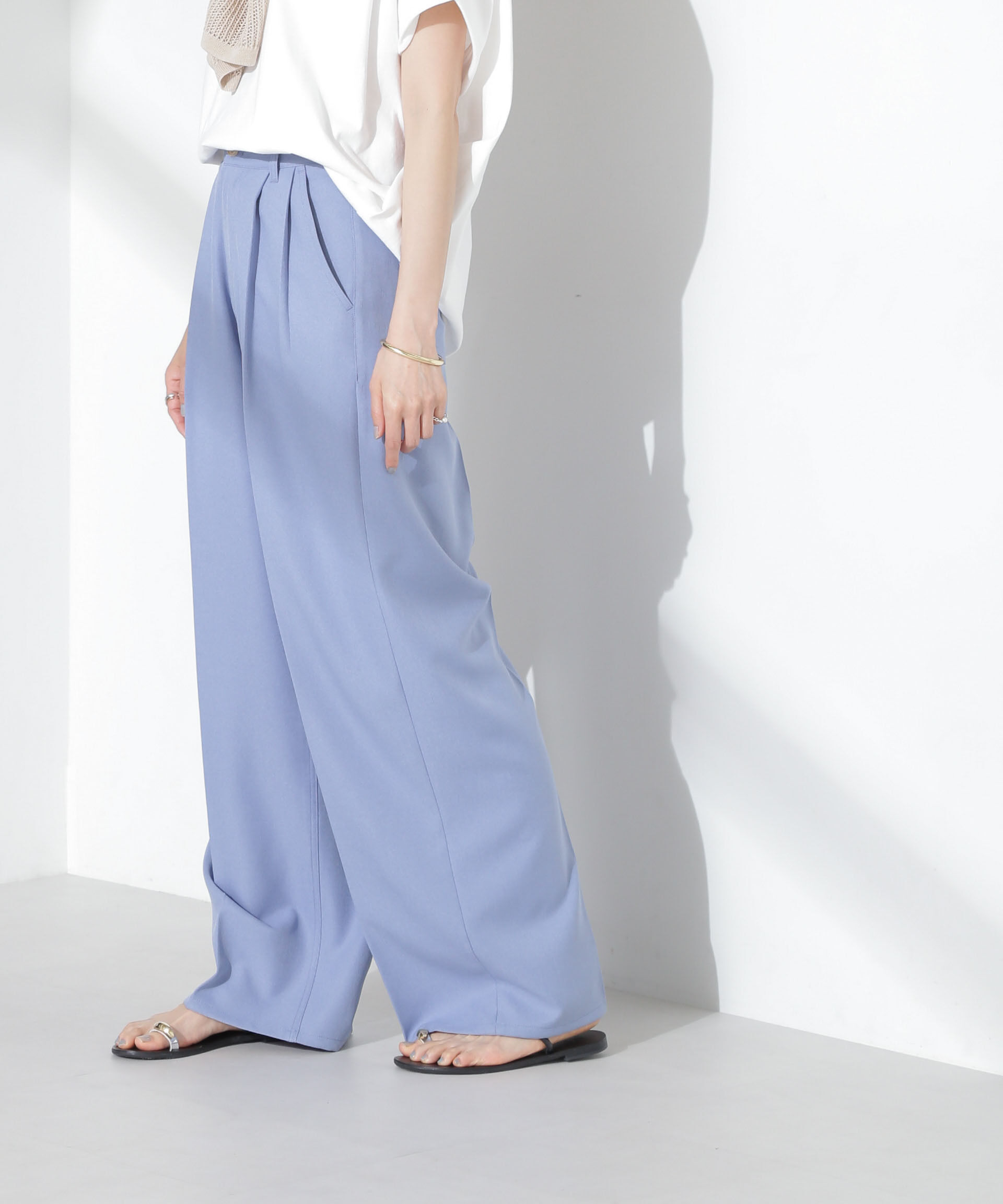 nano･universe「ツータックワイドパンツ」|チノ|