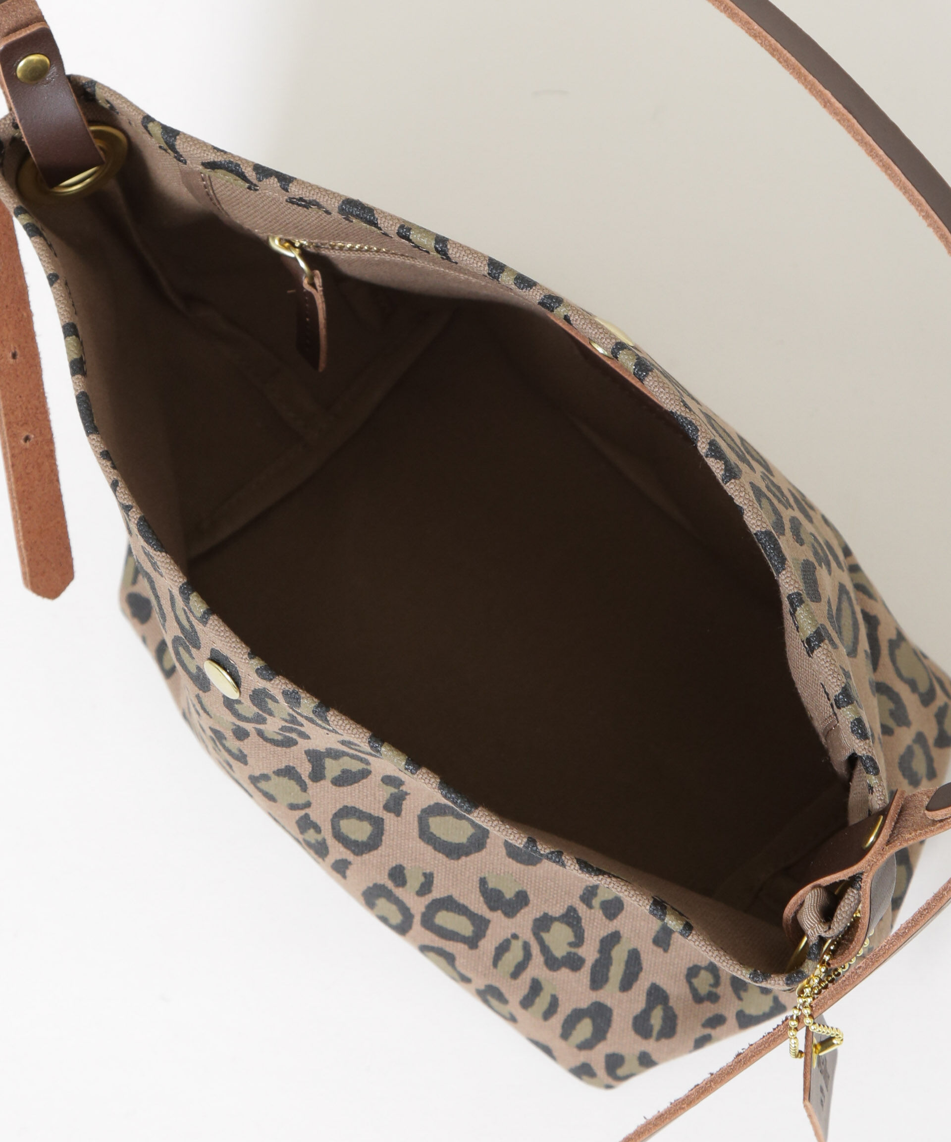 nano･universe「Le minor/別注 DEMI MARCHE LEOPARD」|ショルダー・メッセンジャー|