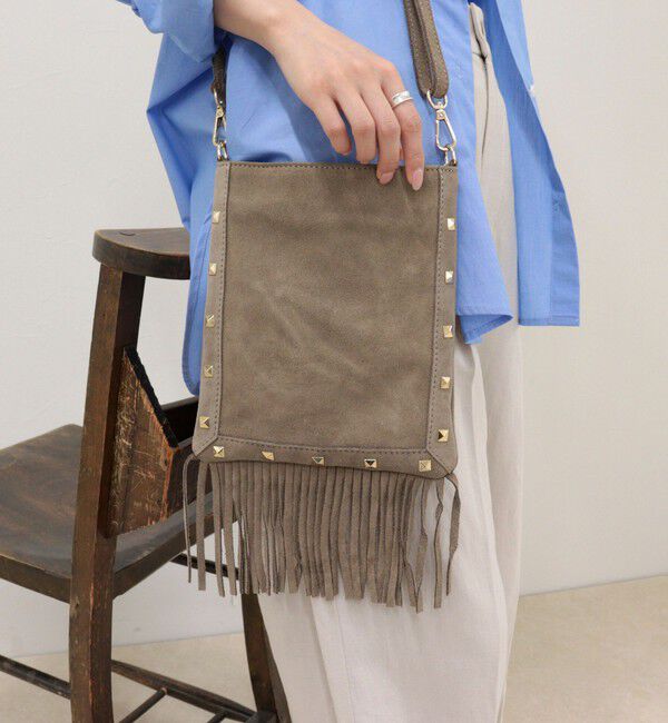 fredy emue「【AULENTTI/オーレンティ】スタッズフリンジポシェット」|ショルダー・メッセンジャー|