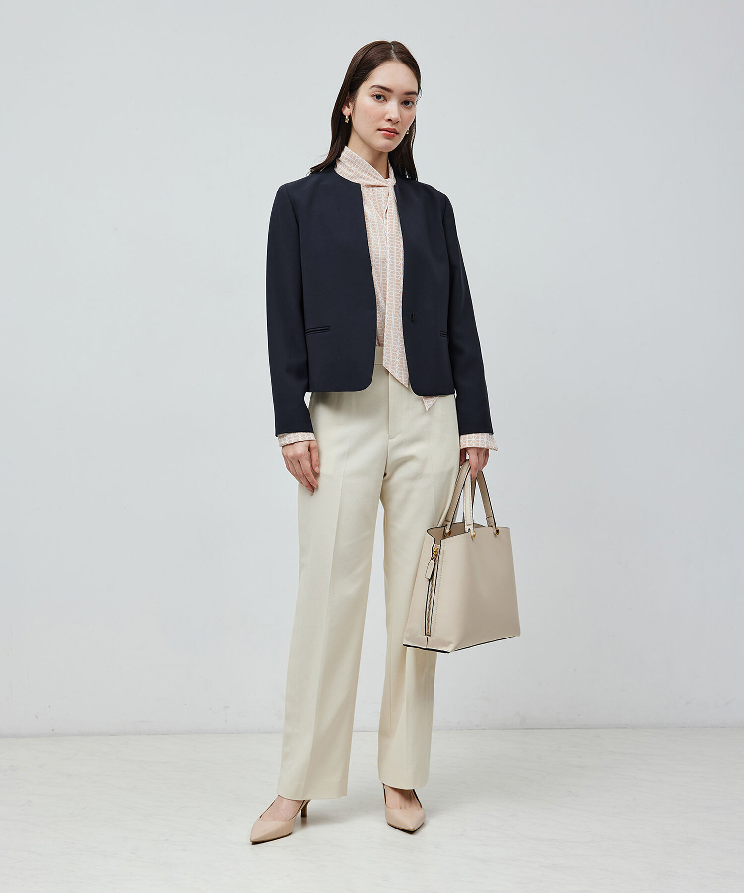 ROPE「トリアセテートダブルクロス クルーネックジャケット【セレモニー/通勤対応】【洗える】」|ノーカラージャケット|