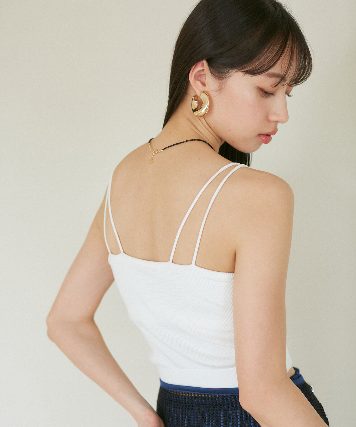 VIS「【洗える】ダブルストラップ短丈カップ付きキャミソール」|キャミソール|