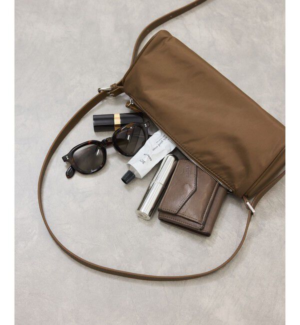 ADAM ET ROPE'「トライアングルミニショルダーバッグ/撥水」|ショルダー・メッセンジャー|