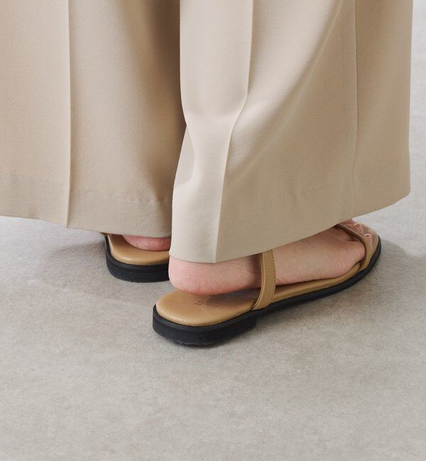  「【PAPILLONNER/パピヨネ】フラットスクエアサンダル」|その他|