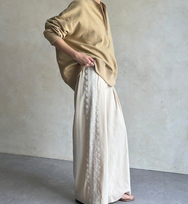  「サイドレースタックワイドパンツ」|チノ|