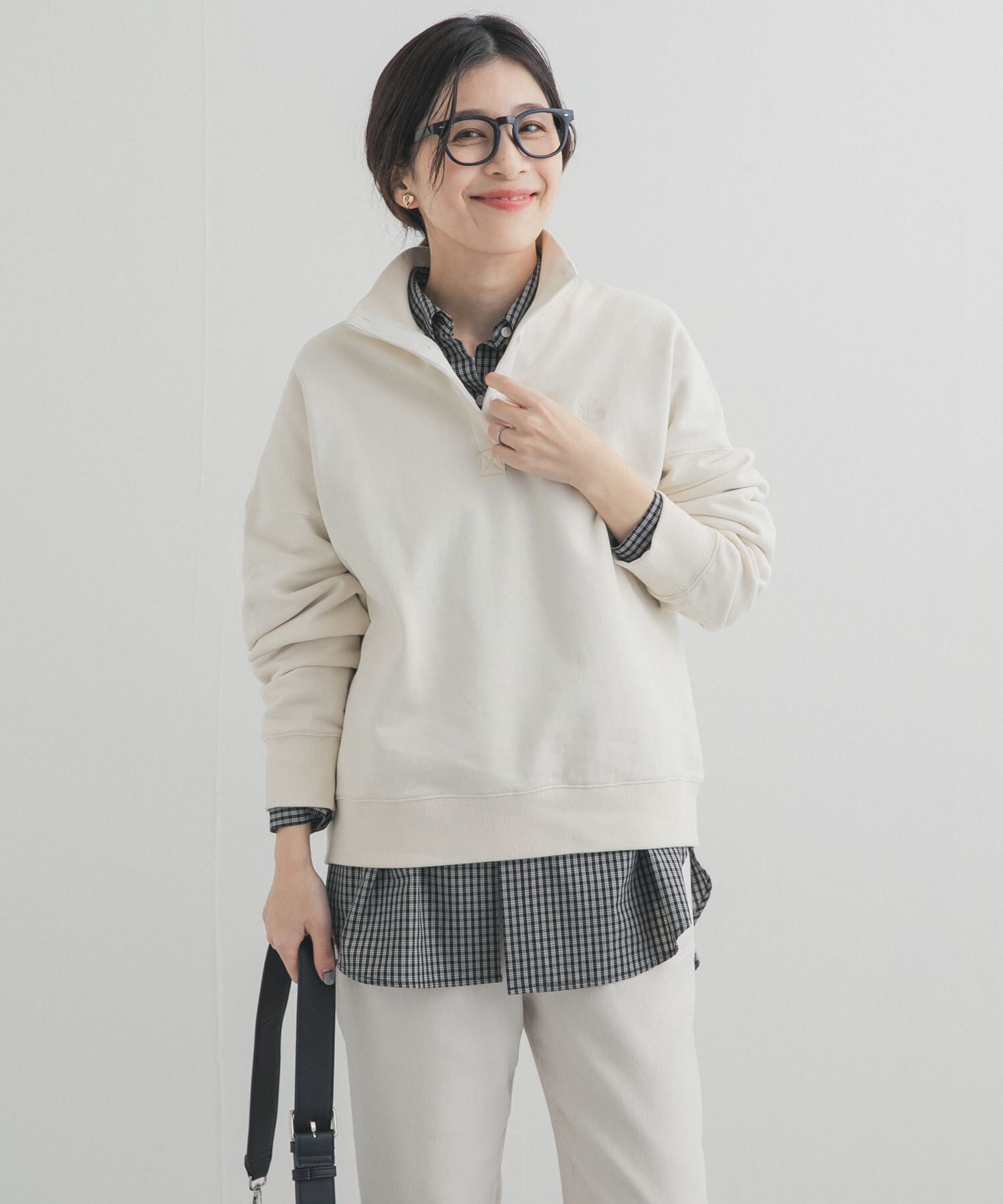 URBAN RESEARCH DOORS「刺繍スタンドカラースウェット」|スウェット・ジャージ|