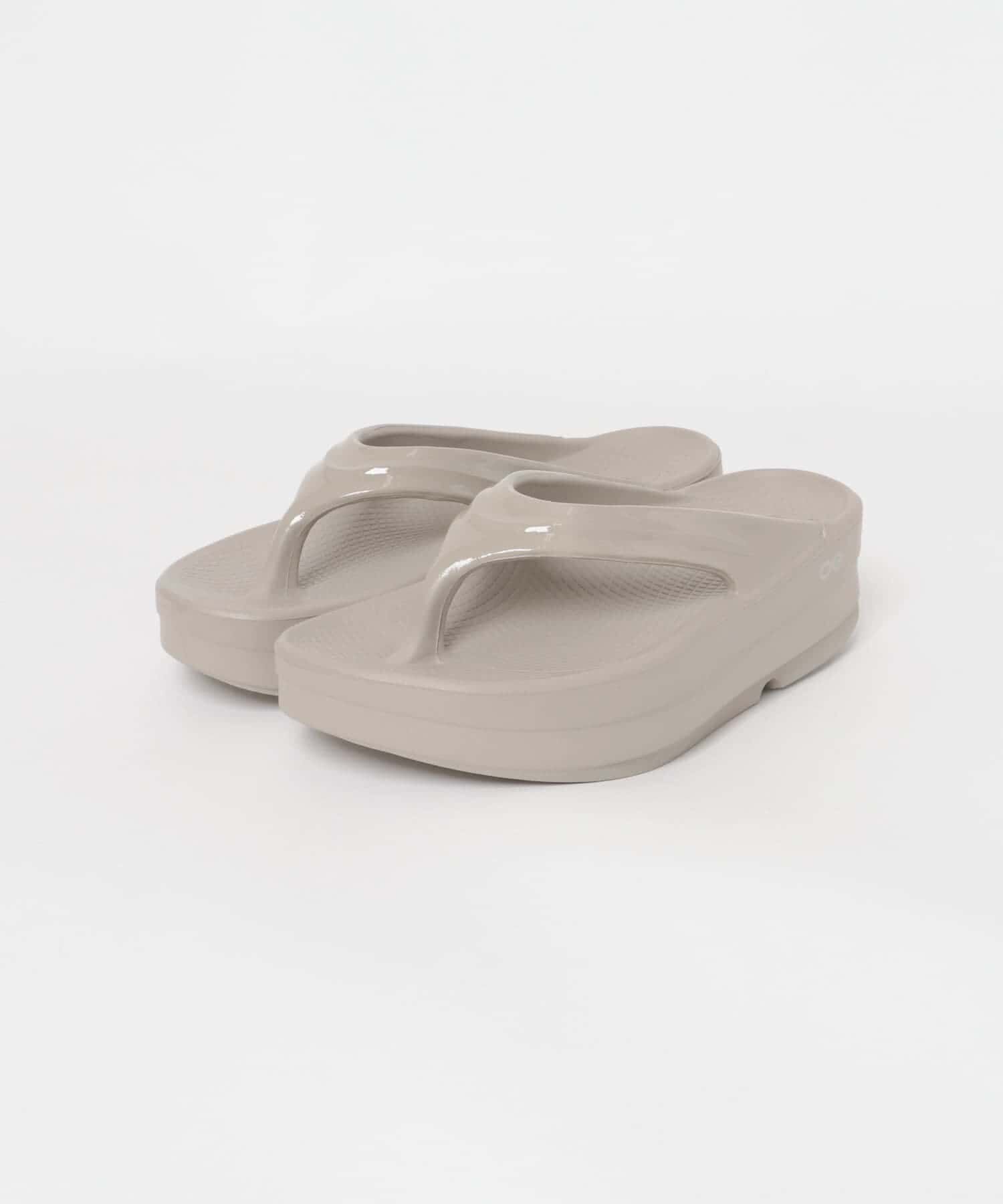 URBAN RESEARCH DOORS「OOFOS　OOMEGA」|サンダル|ベージュ