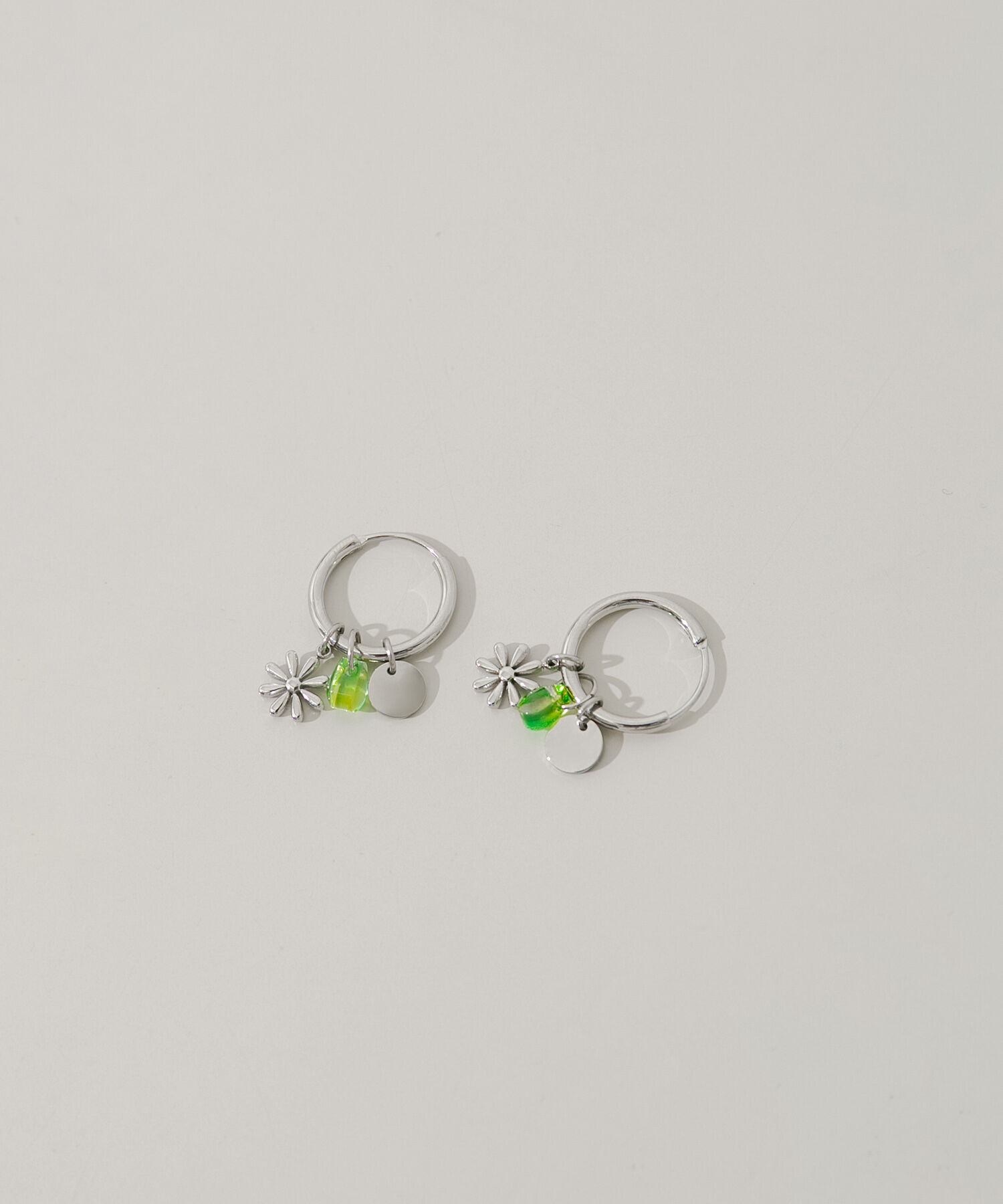 SMELLY「ステンレスマルチチャームフープピアス」|ピアス|シルバー系その他