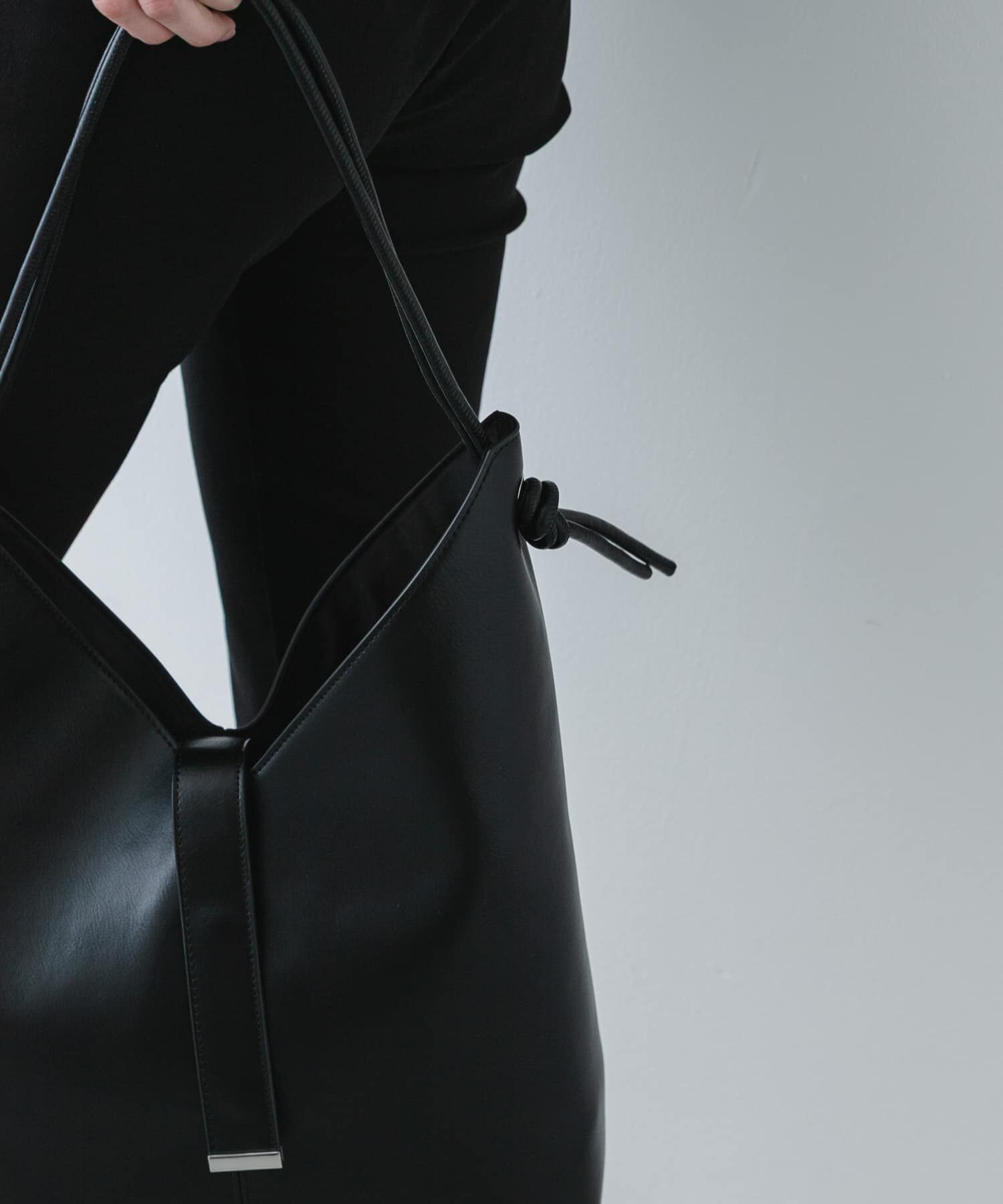 SENSE OF PLACE by URBAN RESEARCH「サイドコードミドルバッグ」|ショルダー・メッセンジャー|