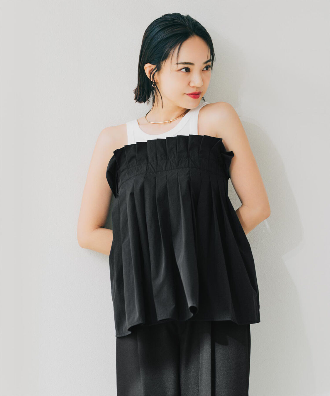 ur's「【春名亜美さんコラボアイテム】プリーツキャミソール」|キャミソール|