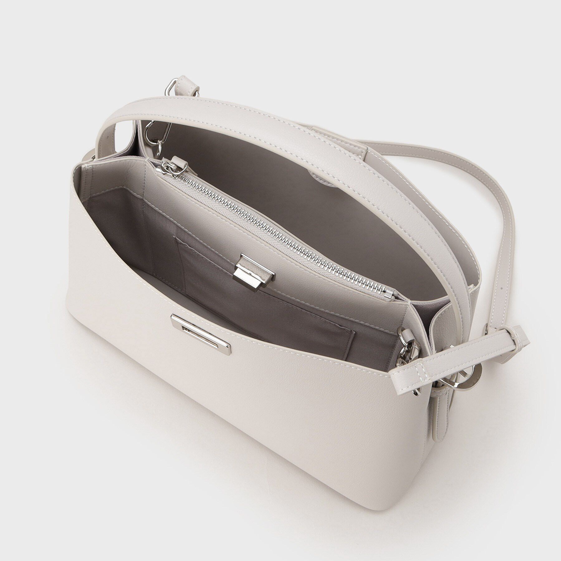 UNTITLED「【セレモニーにもおすすめ】エアリータペーズショルダー」|ショルダー・メッセンジャー|