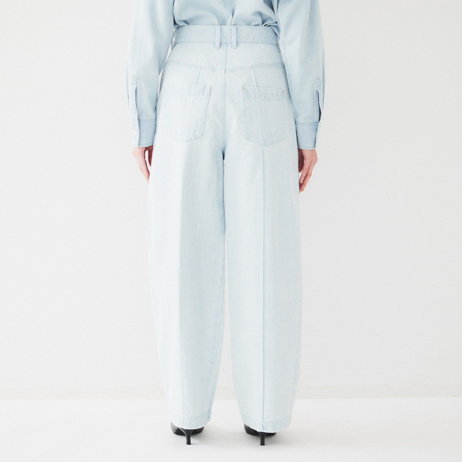 UNTITLED「カーブシルエット ワイドデニム」|デニム|