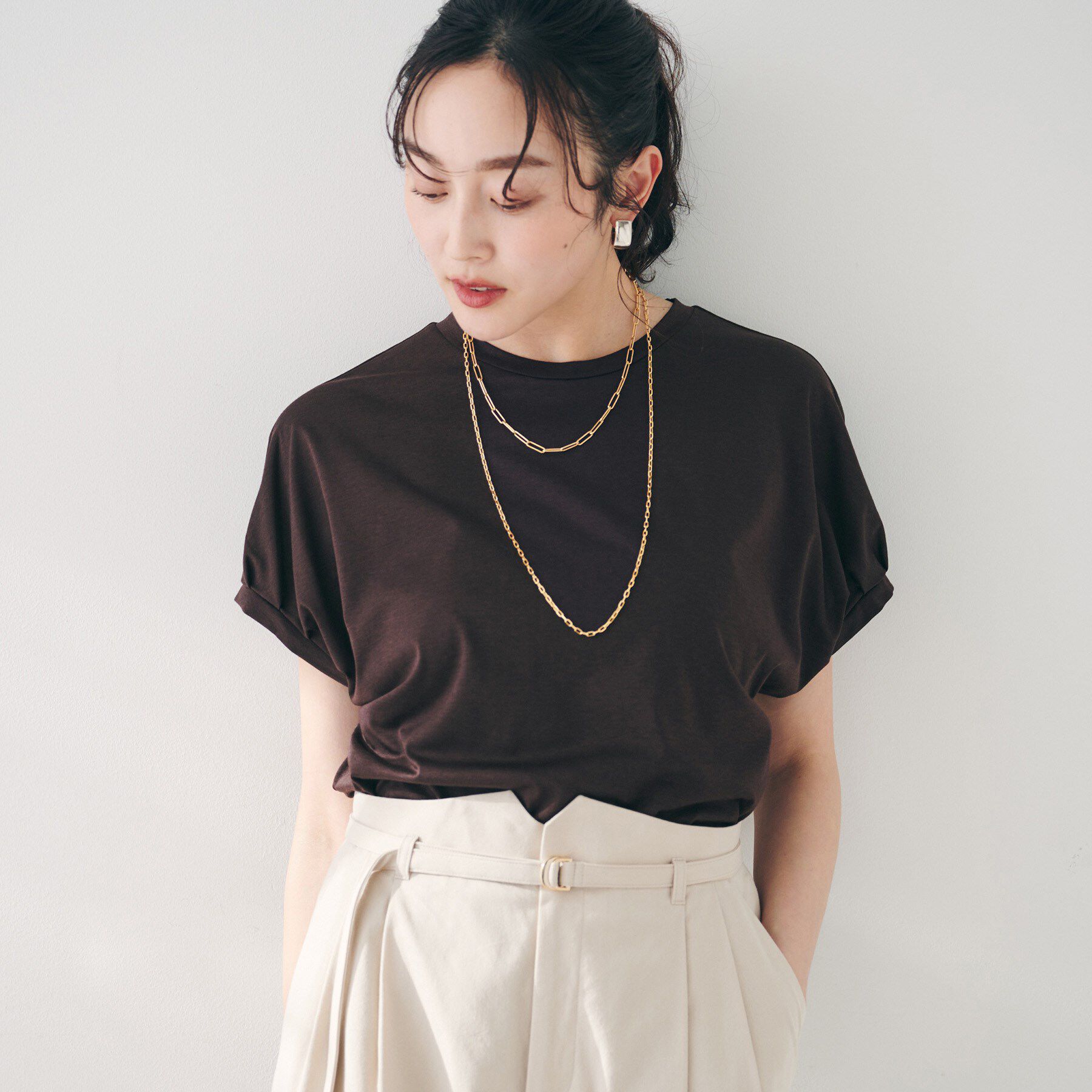 UNTITLED「【体型カバー/洗える】スリーブミニタックプルオーバー」|Tシャツ・カットソー|ブラウン(044)