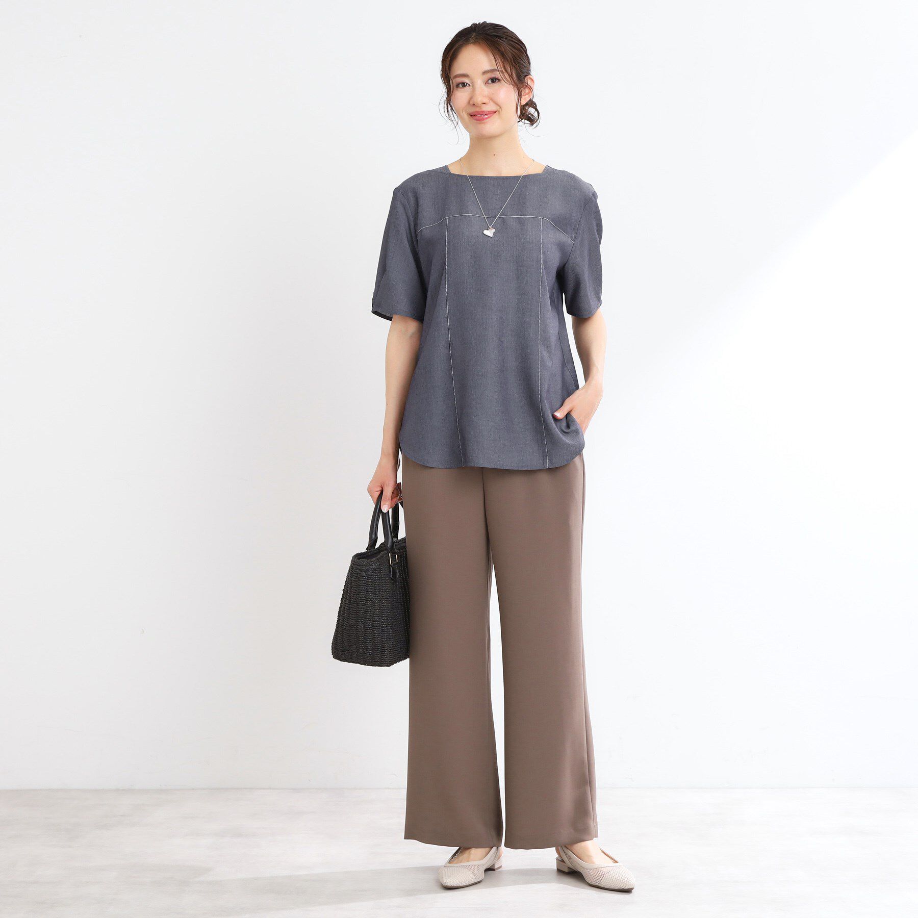 Reflect「【マシンウォッシュ可】デニム調プルオーバーブラウス」|シャツ・ブラウス|