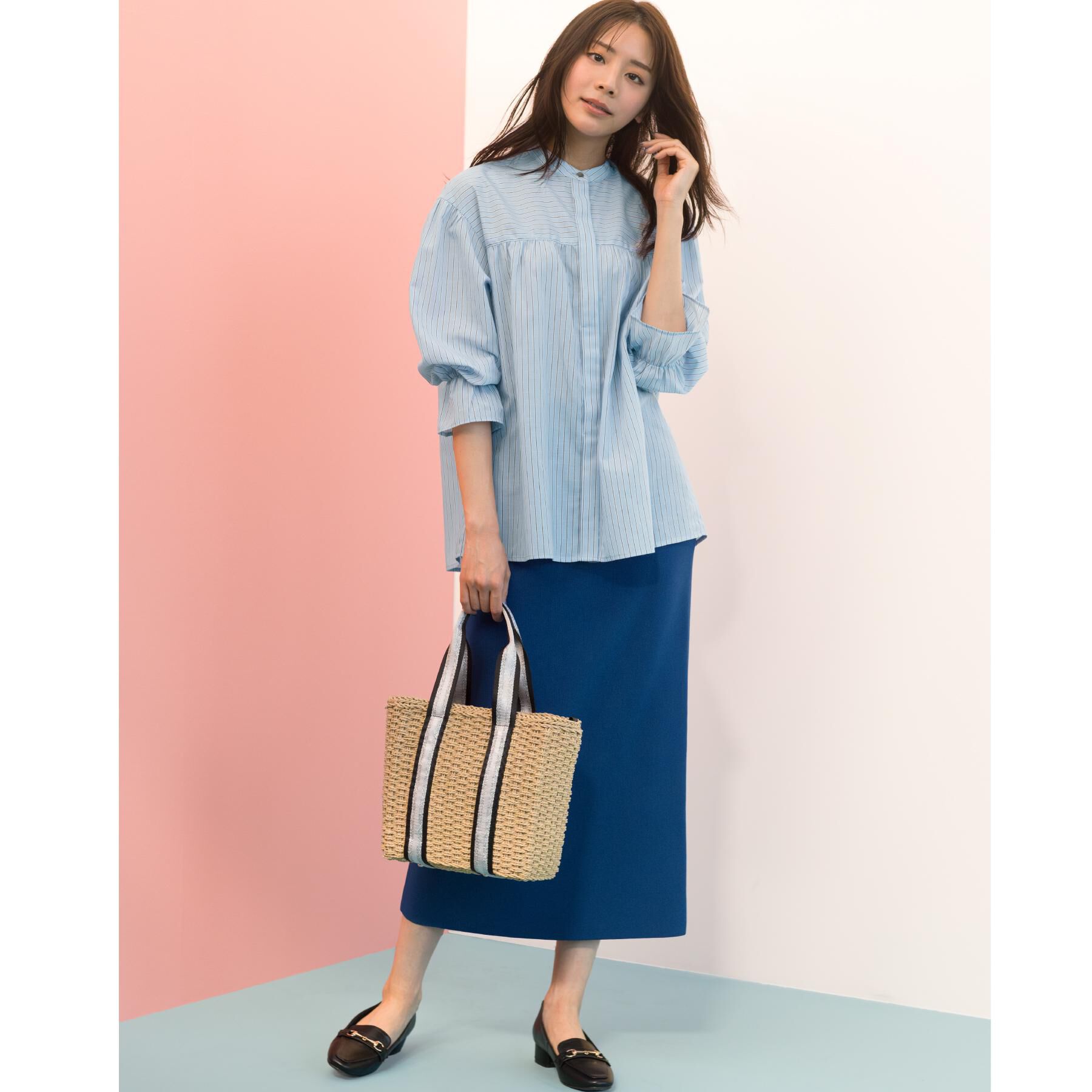 grove「【貴島明日香さん着用／イージーケア／接触冷感】麻ブレンドスタンドギャザーシャツ」|シャツ・ブラウス|