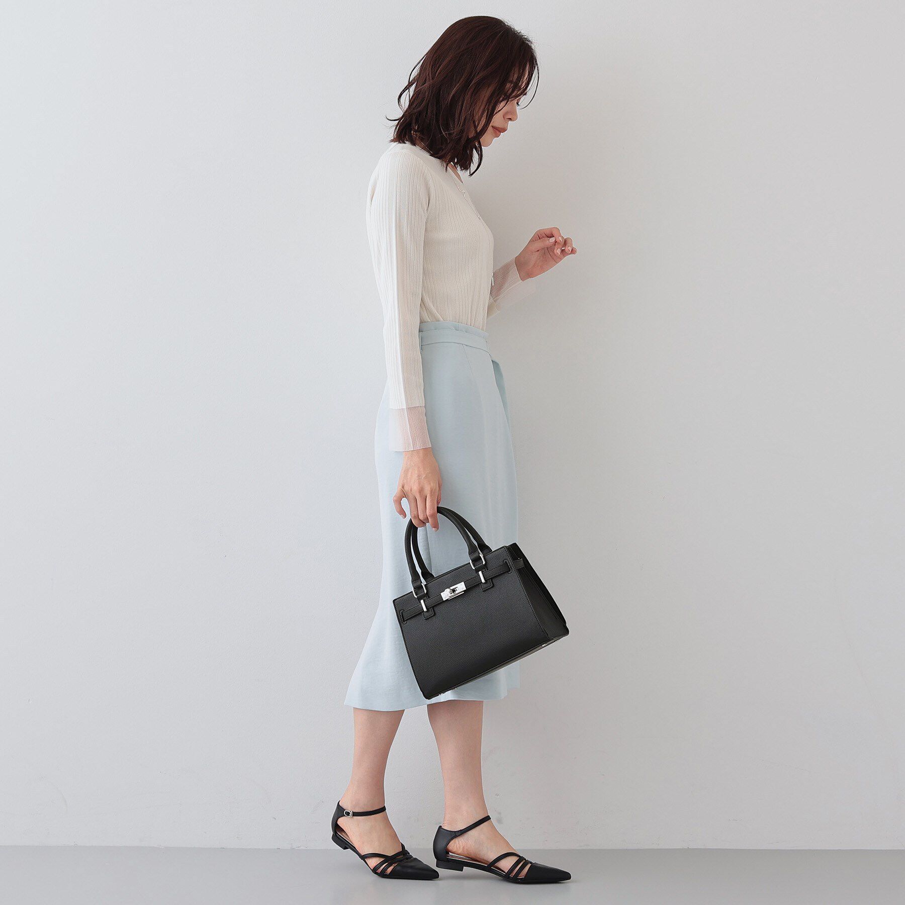 INDIVI「【合皮／フォーマル】ショルダー付きスクエアバッグ」|ショルダー・メッセンジャー|